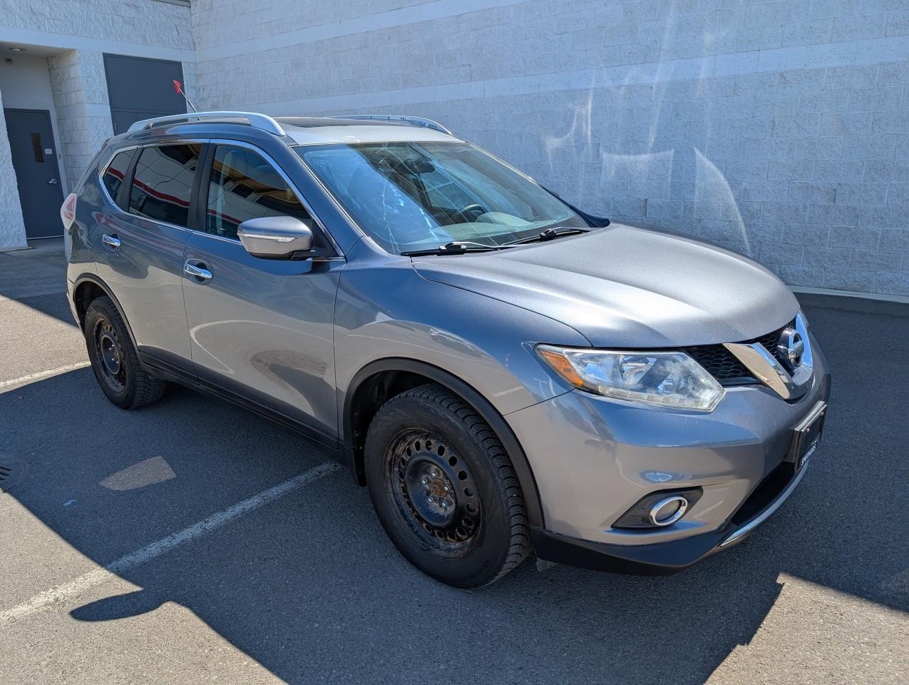 Used 2015 Nissan Rogue SV for sale in Smithers, BC
