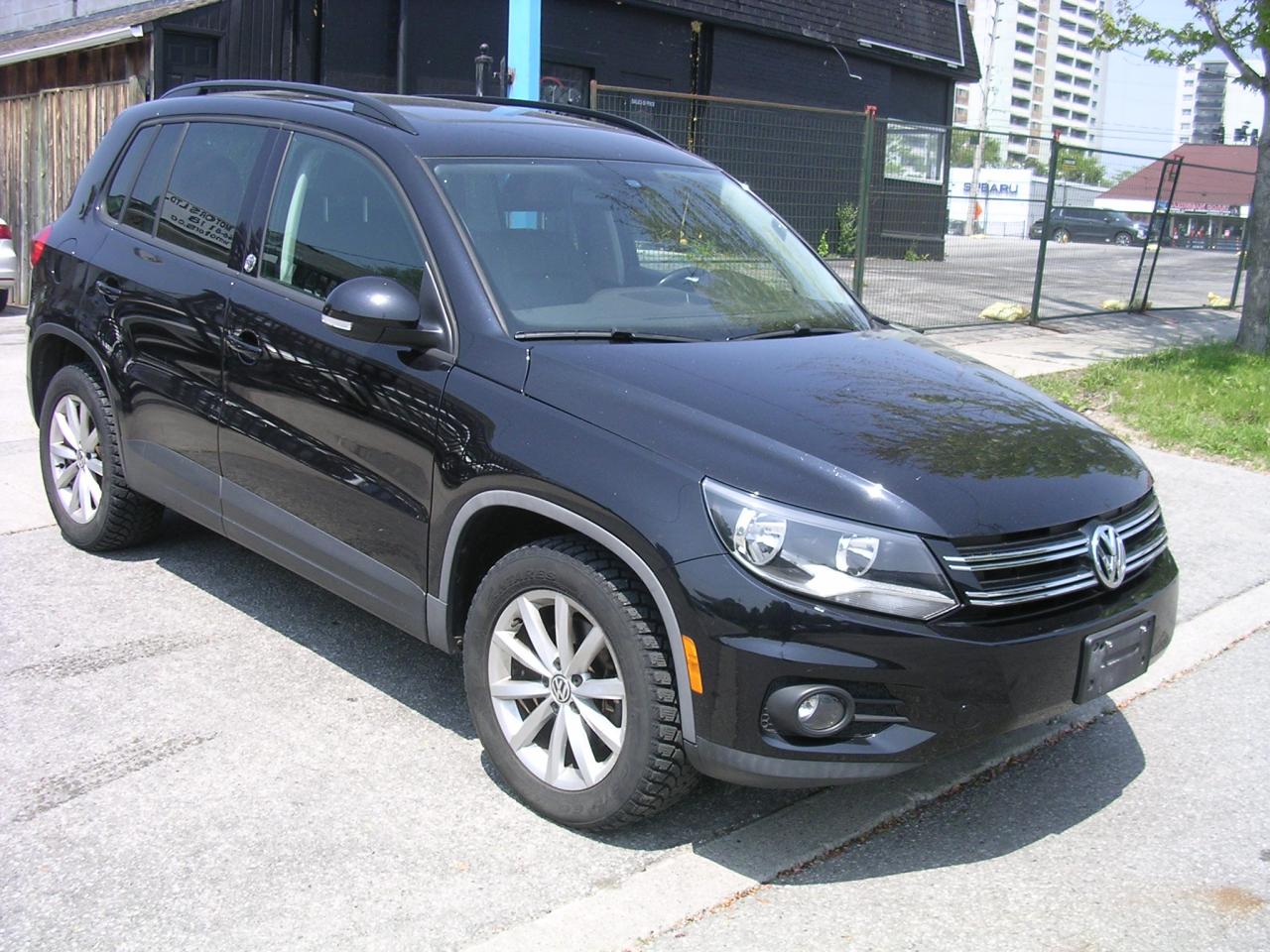 2017 Volkswagen Tiguan Wolfsburg Edition - Photo #2