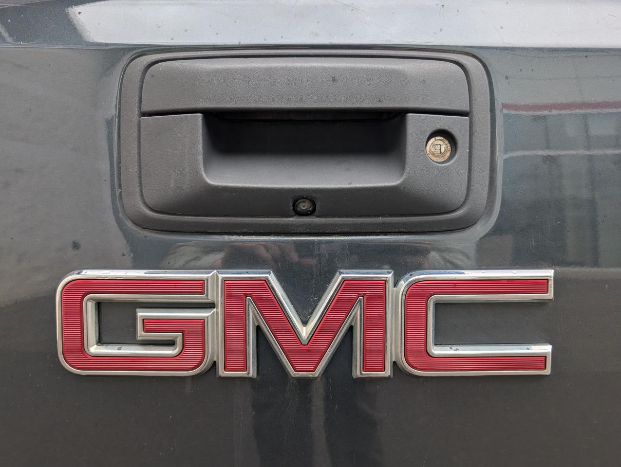 2018 GMC Sierra 1500 SLE Photo
