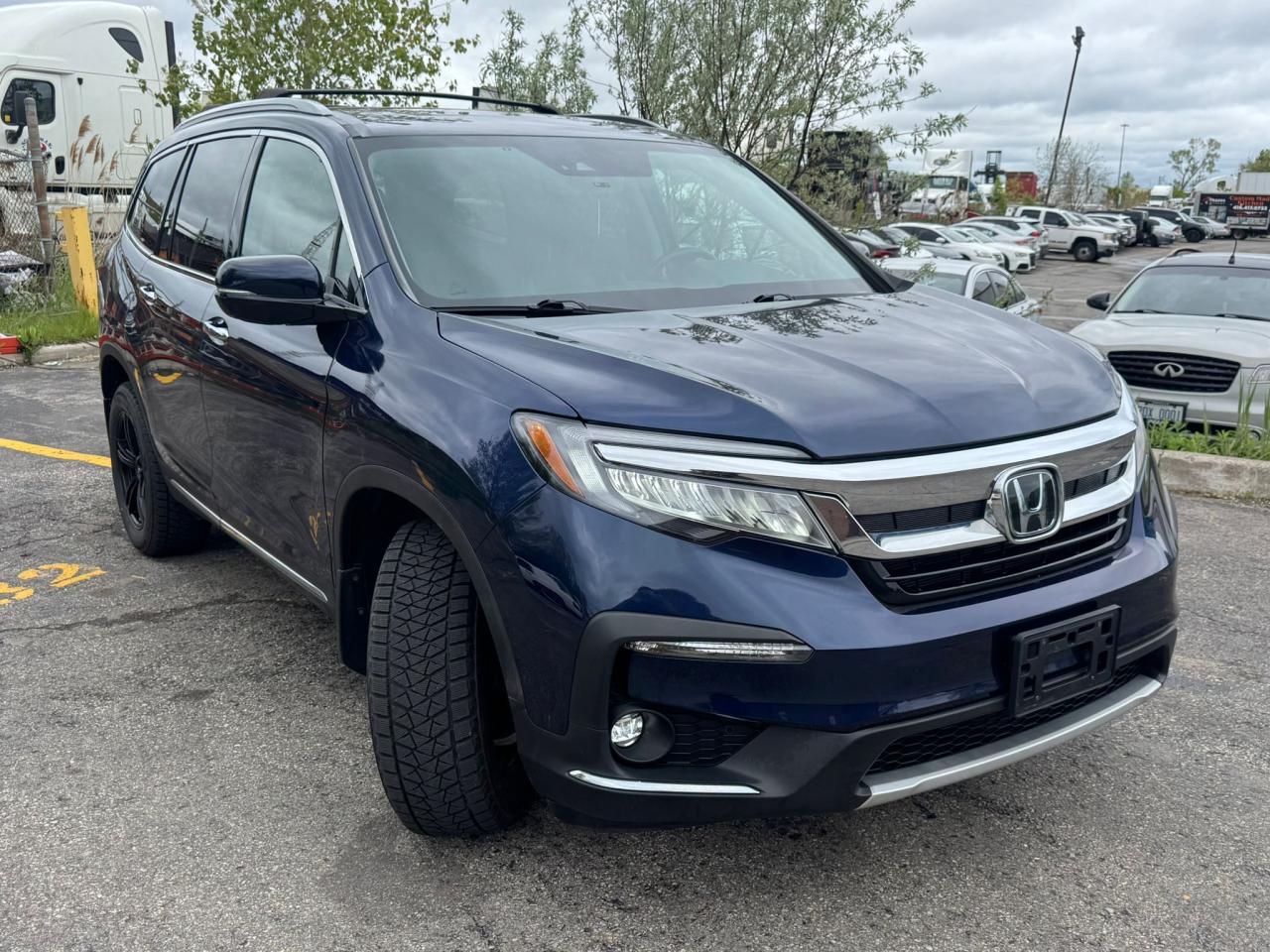2021 Honda Pilot TOURING 8-PASSENGER - Photo #4