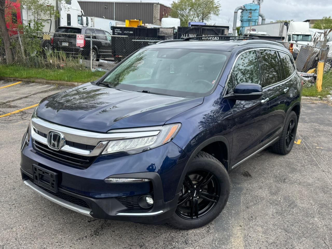 2021 Honda Pilot TOURING 8-PASSENGER Photo4