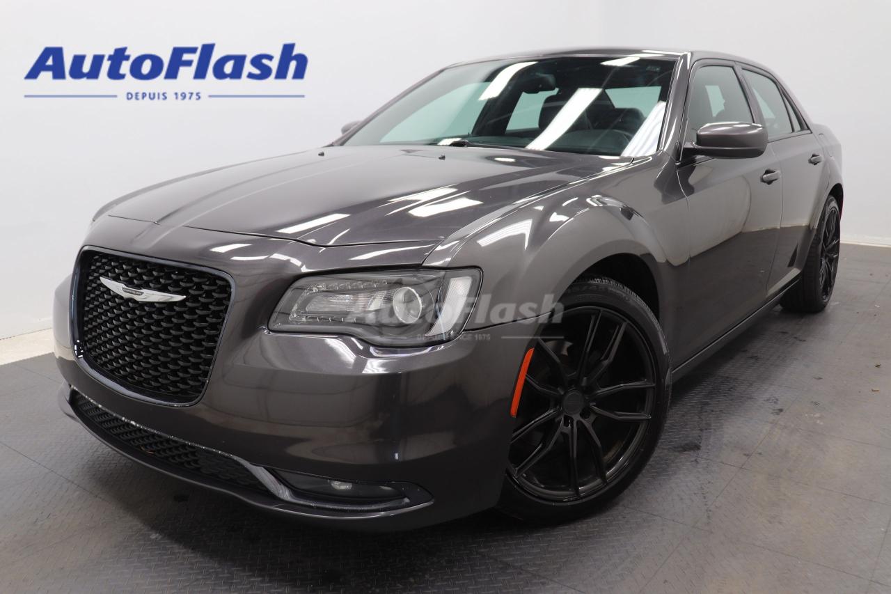 Used 2016 Chrysler 300 S 3.6L CAMERA, CUIR, TOIT PANO, BEATS AUDIO for sale in Saint-Hubert, QC