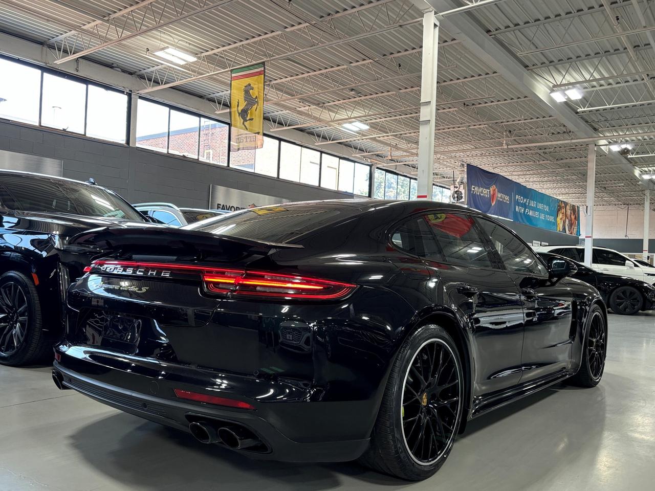 2018 Porsche Panamera Turbo S E-Hybrid|AWD|CERAMICBRAKES|REDSEATS|NIGHTV Photo4