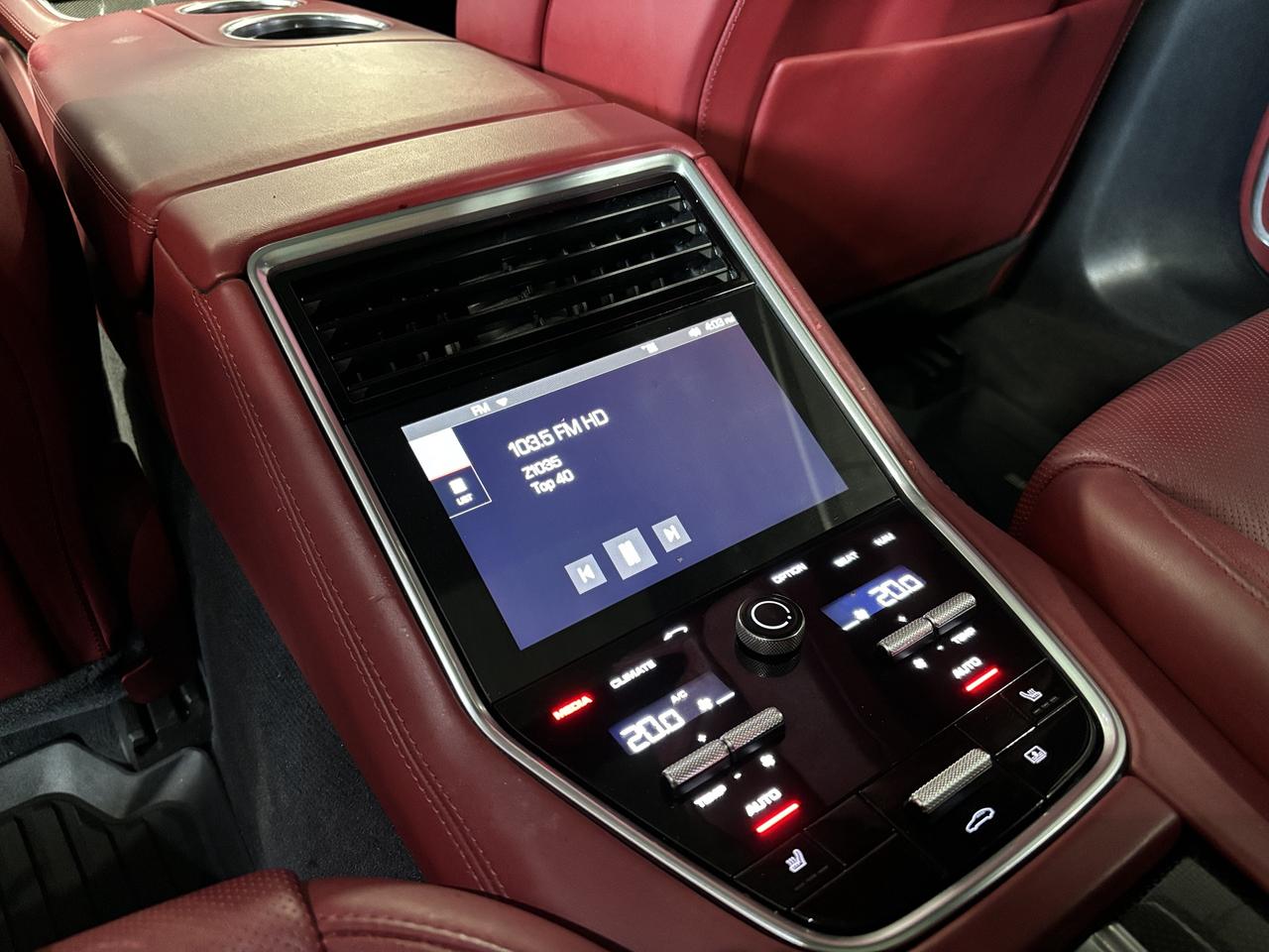2018 Porsche Panamera Turbo S E-Hybrid|AWD|CERAMICBRAKES|REDSEATS|NIGHTV Photo
