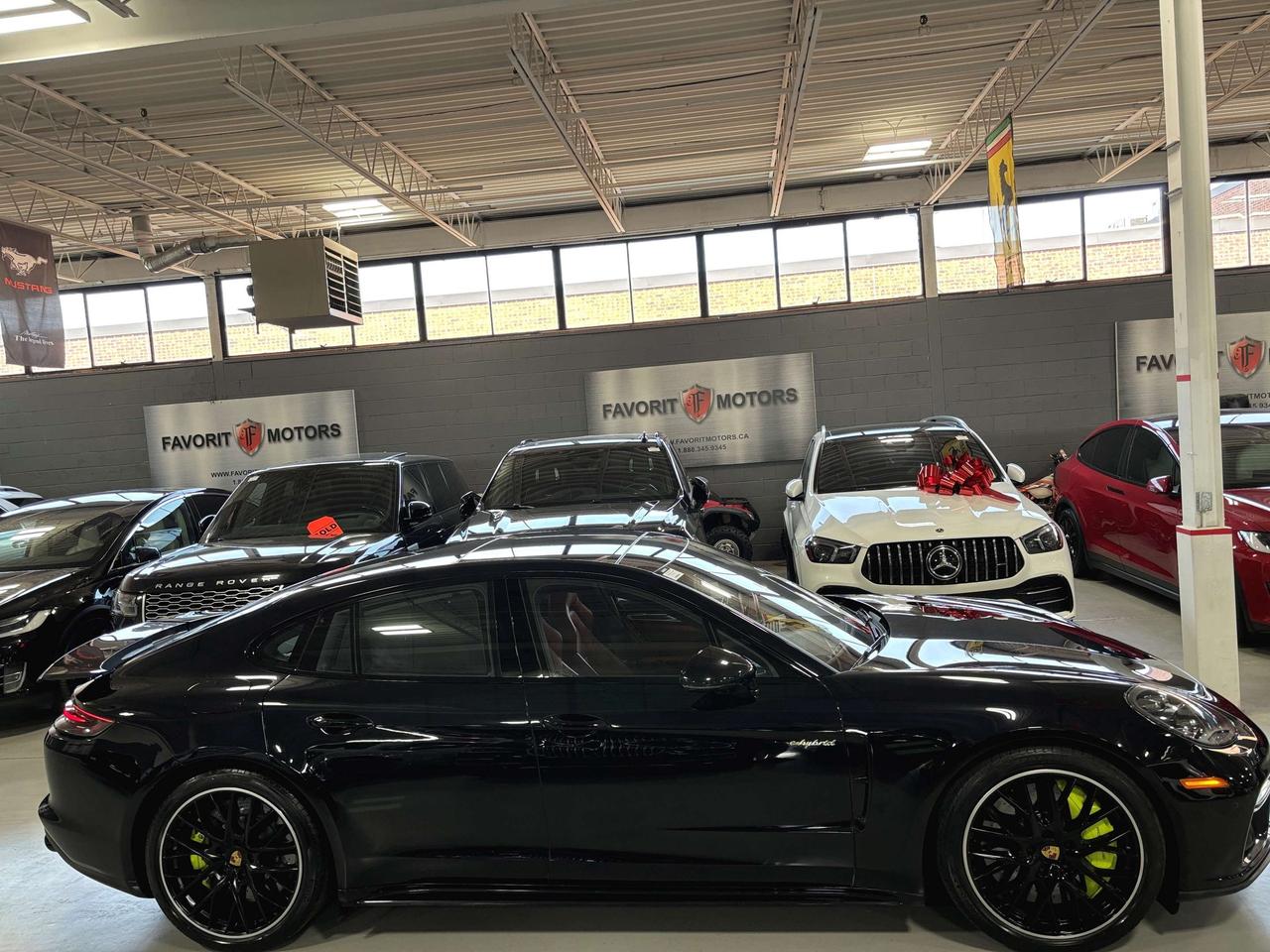 2018 Porsche Panamera Turbo S E-Hybrid|AWD|CERAMICBRAKES|REDSEATS|NIGHTV Photo2