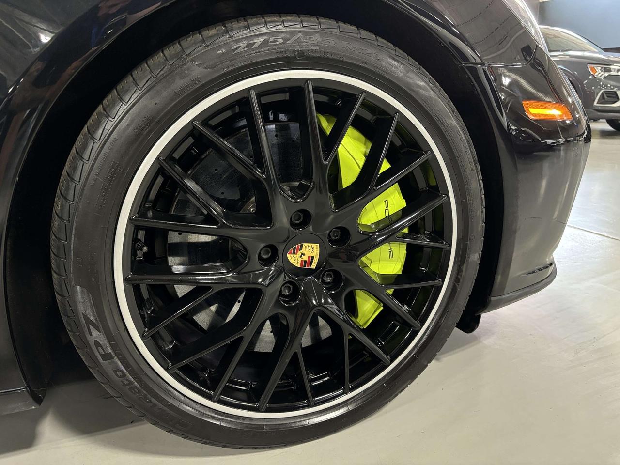 2018 Porsche Panamera Turbo S E-Hybrid|AWD|CERAMICBRAKES|REDSEATS|NIGHTV Photo