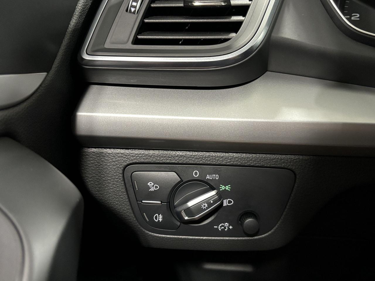 2021 Audi Q5 Komfort|QUATTRO|LEATHER|BACKUPCAM|HEATEDSEATS|+++ - Photo #13