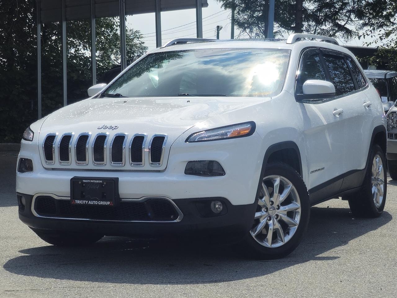 Used 2016 Jeep Cherokee Limited - No Accidents, Leather, Panoramic Sunroof for sale in Coquitlam, BC