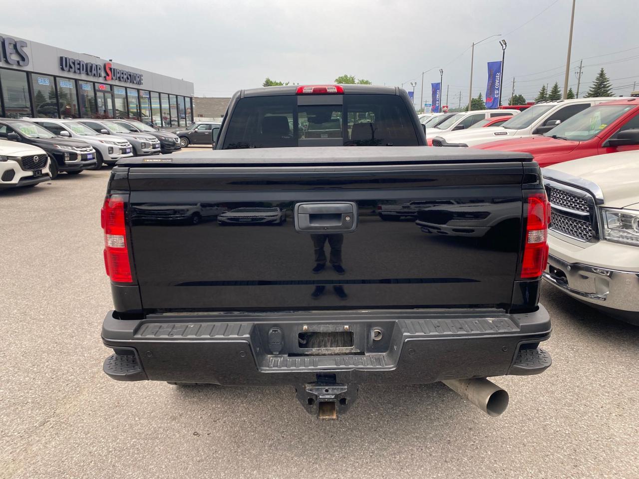 2018 GMC Sierra 2500 HD Denali Crew Cab 4x4 ~Nav ~Leather ~Sunroof ~BOSE Photo3