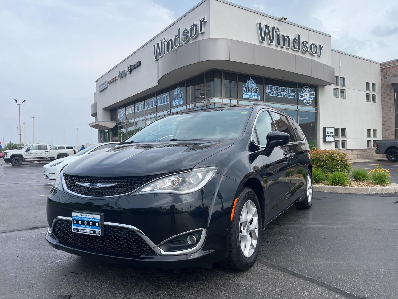 Used 2020 Chrysler Pacifica RMT START / KEYLESS ENTRY / PWR LIFTGATE / STOnGO for sale in Windsor, ON