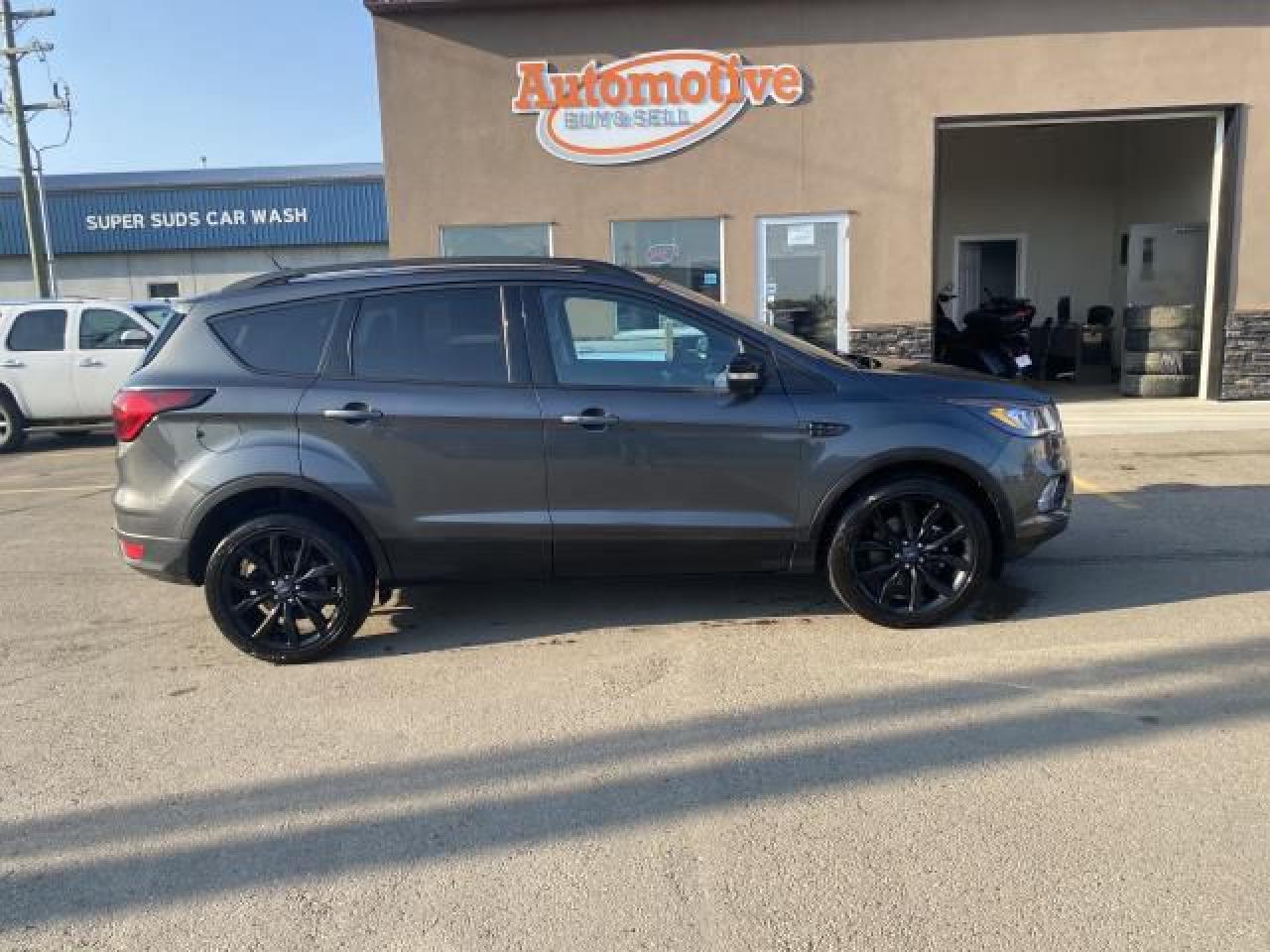 Used 2019 Ford Escape Titanium 4WD for sale in Stettler, AB