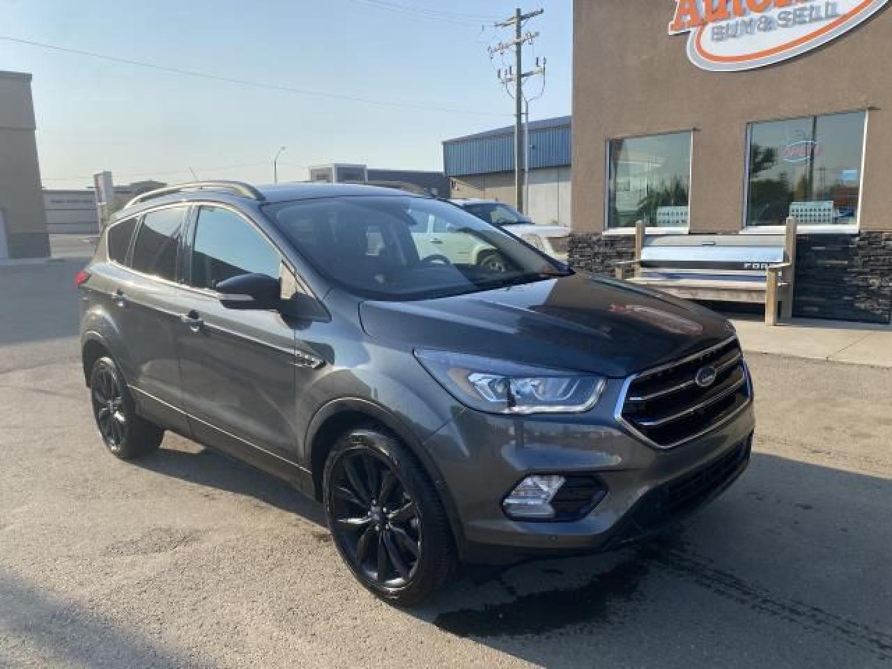 2019 Ford Escape Titanium 4WD - Photo #8