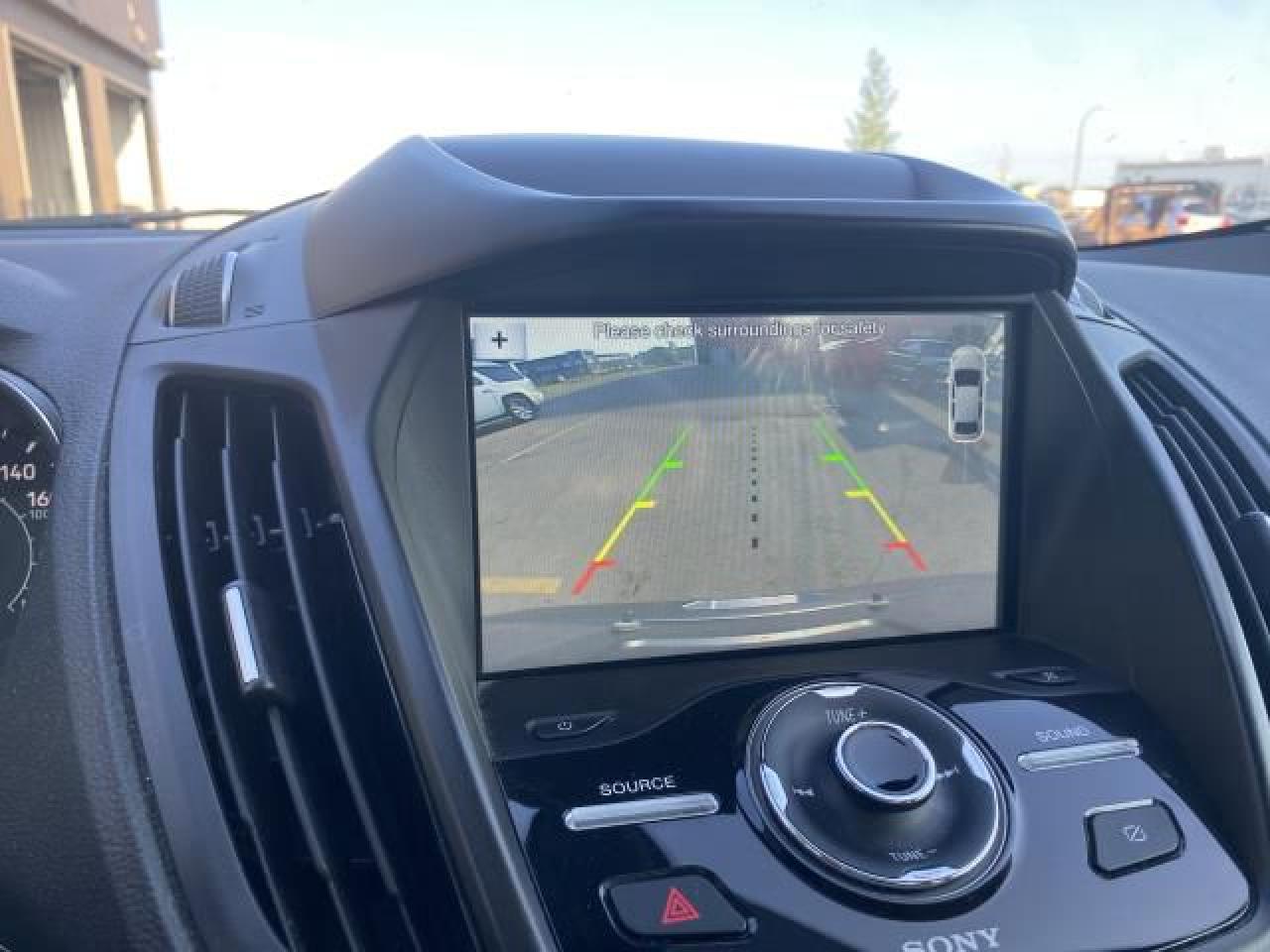 2019 Ford Escape Titanium 4WD - Photo #15