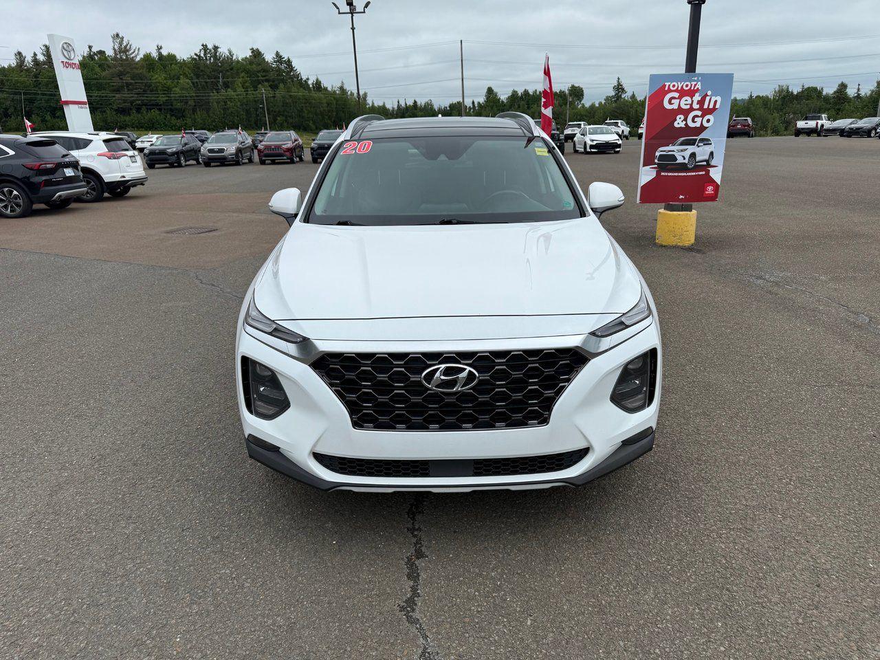 2020 Hyundai Santa Fe Preferred Photo1