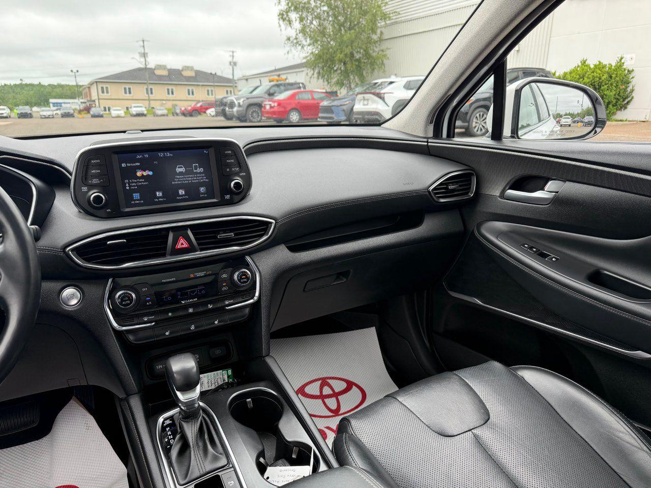 2020 Hyundai Santa Fe Preferred Photo