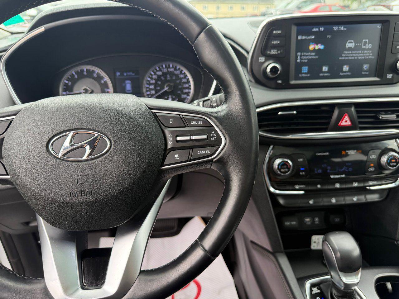 2020 Hyundai Santa Fe Preferred Photo