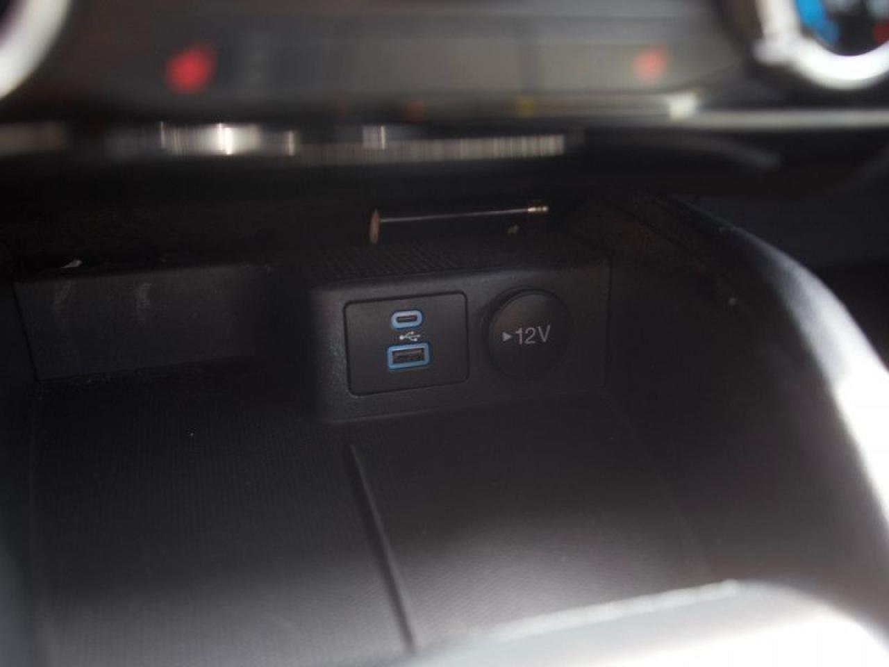 2022 Ford Escape SE  **SE SPORT APPEARANCE PKG** Photo