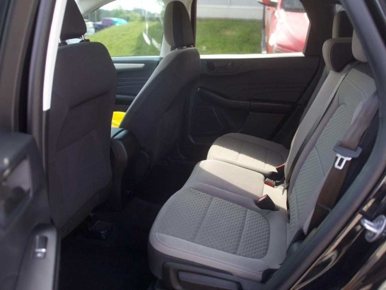 2022 Ford Escape SE  **SE SPORT APPEARANCE PKG** Photo