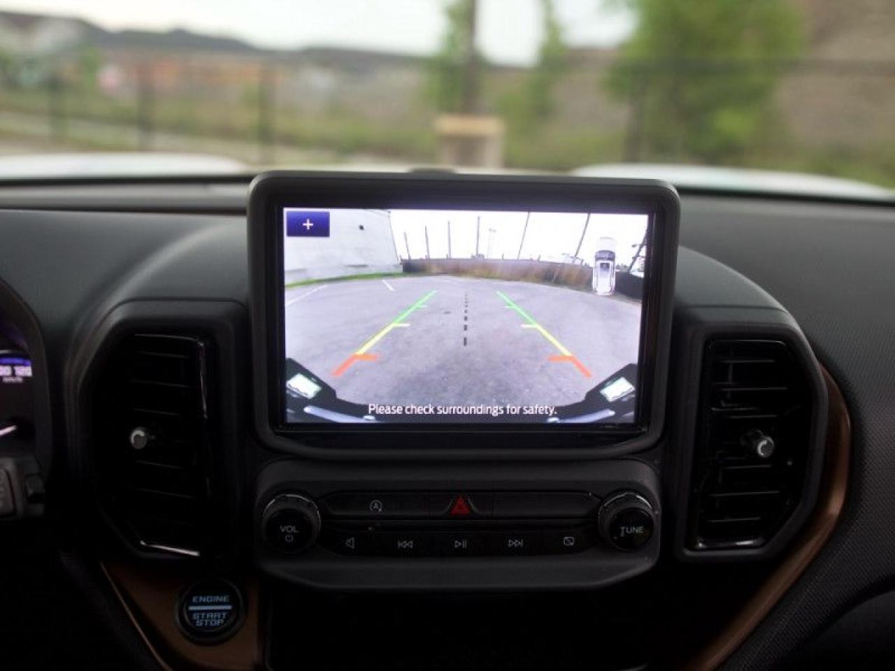 2022 Ford Bronco Sport Outer Banks  **TECH PACKAGE** Photo