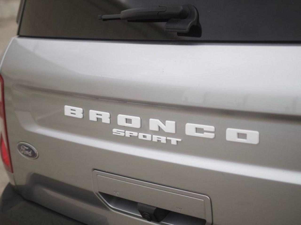 2022 Ford Bronco Sport Outer Banks  **TECH PACKAGE** Photo