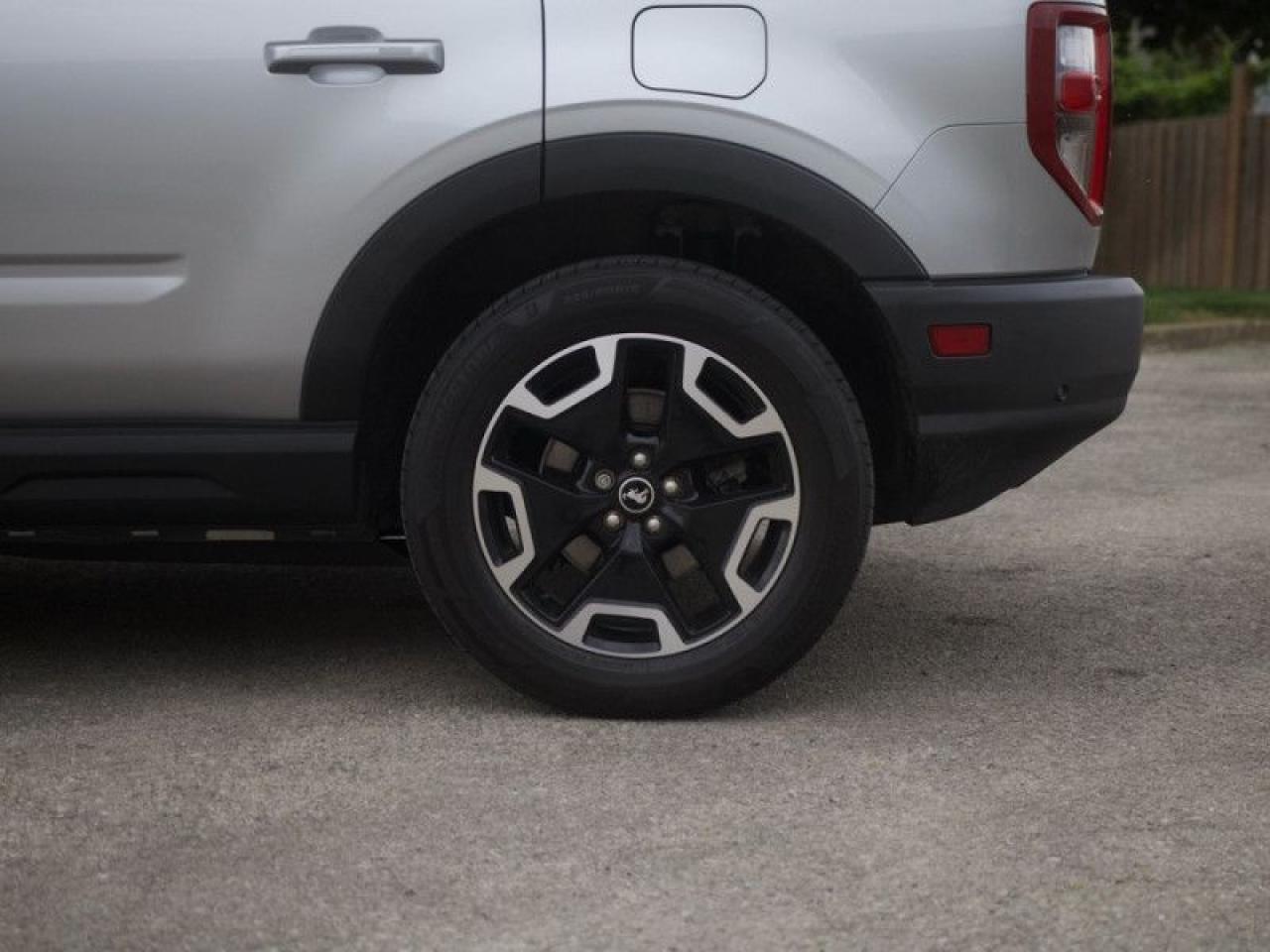 2022 Ford Bronco Sport Outer Banks  **TECH PACKAGE** Photo