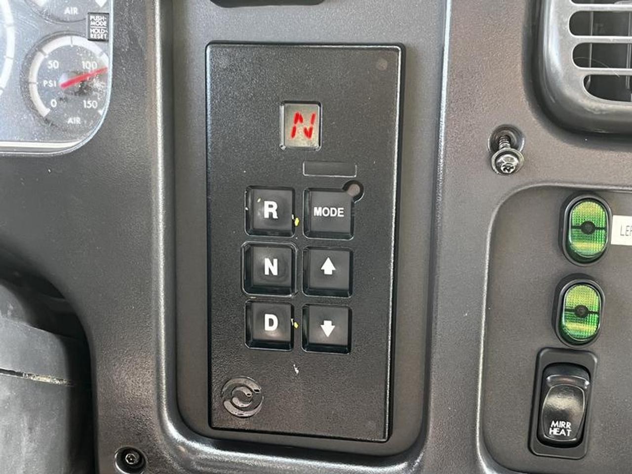 12605758