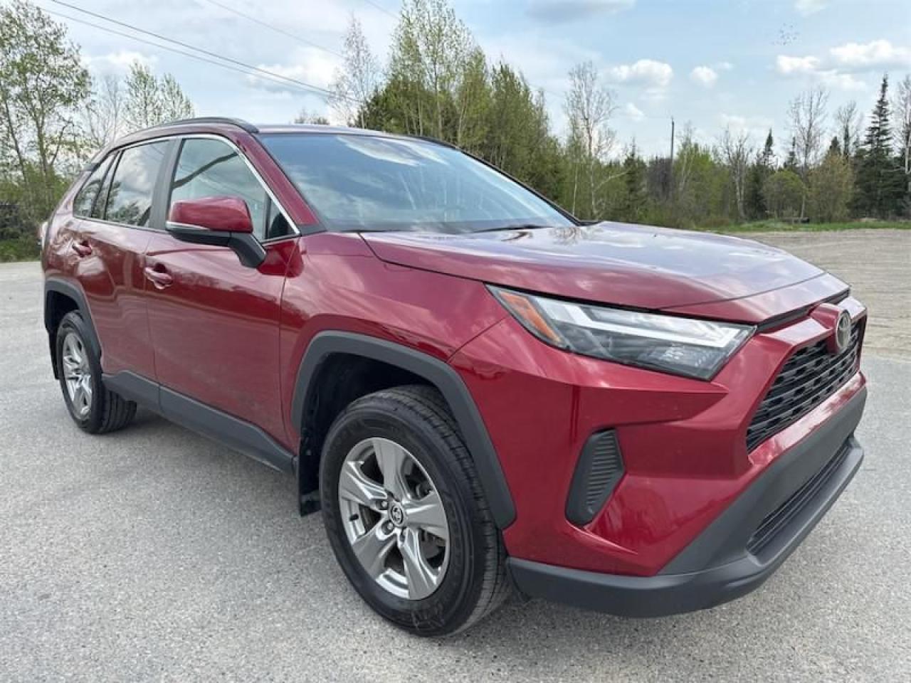 Used 2024 Toyota RAV4 XLE  Sunroof for sale in Timmins, ON