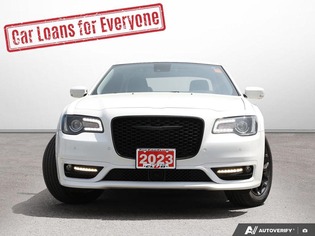 2023 Chrysler 300 300 TOURING L Photo1