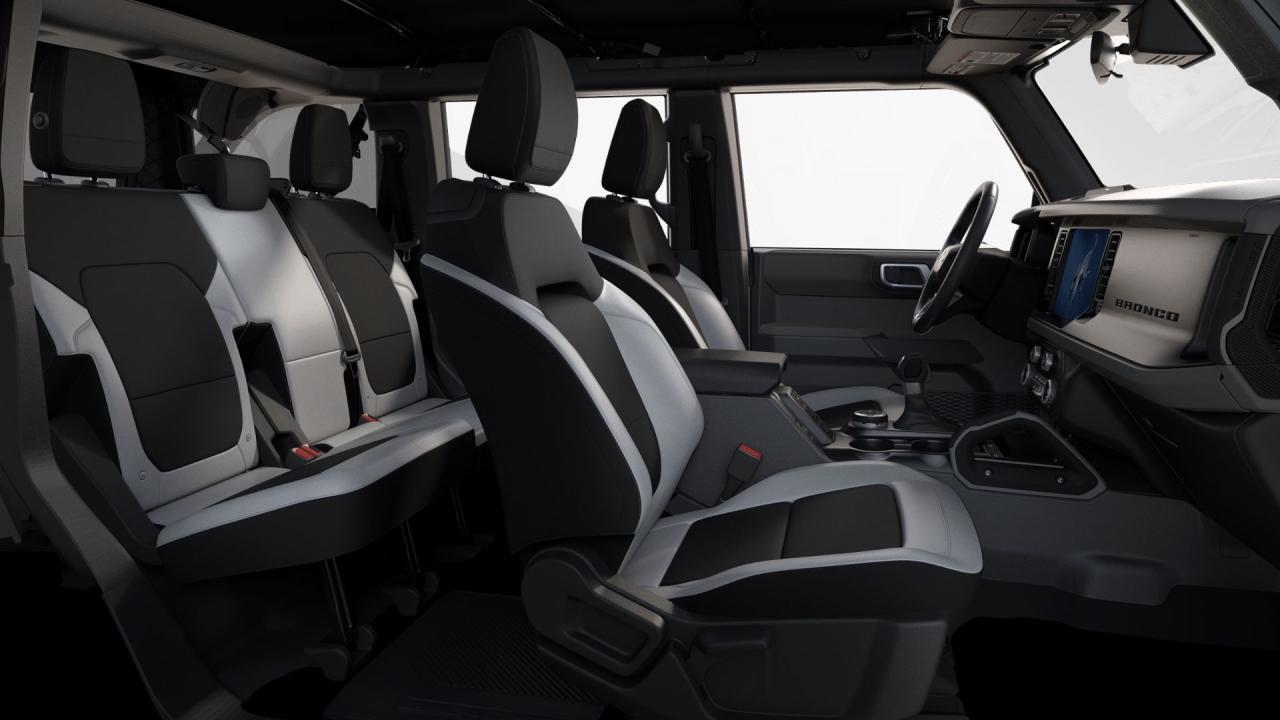 2025 Ford Bronco Big Bend Photo5