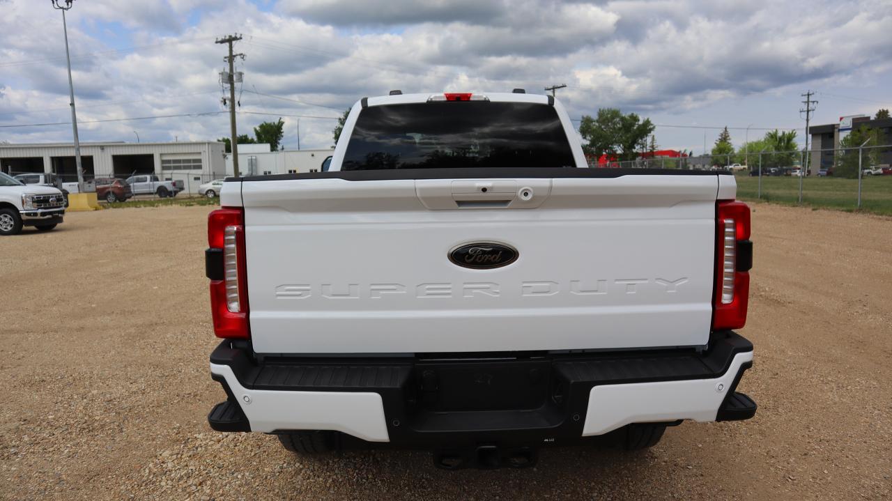 2025 Ford F-350 Super Duty SRW XLT Photo4