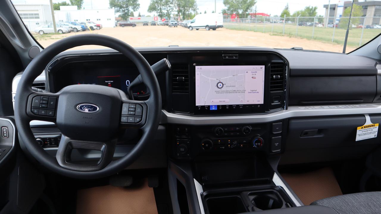 2025 Ford F-350 Super Duty SRW XLT Photo5