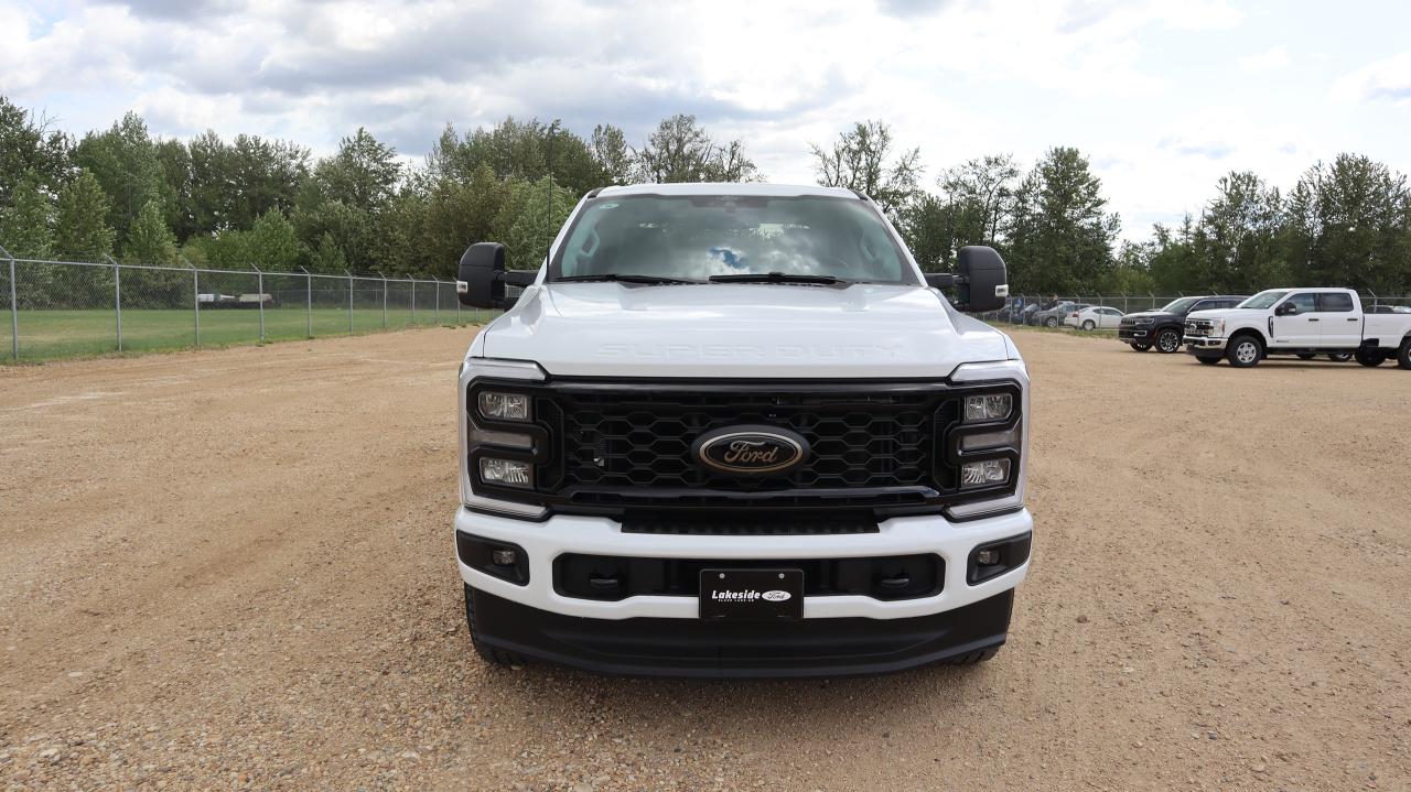 2025 Ford F-350 Super Duty SRW XLT Photo1