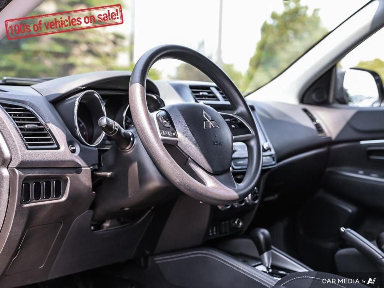 2023 Mitsubishi RVR ES