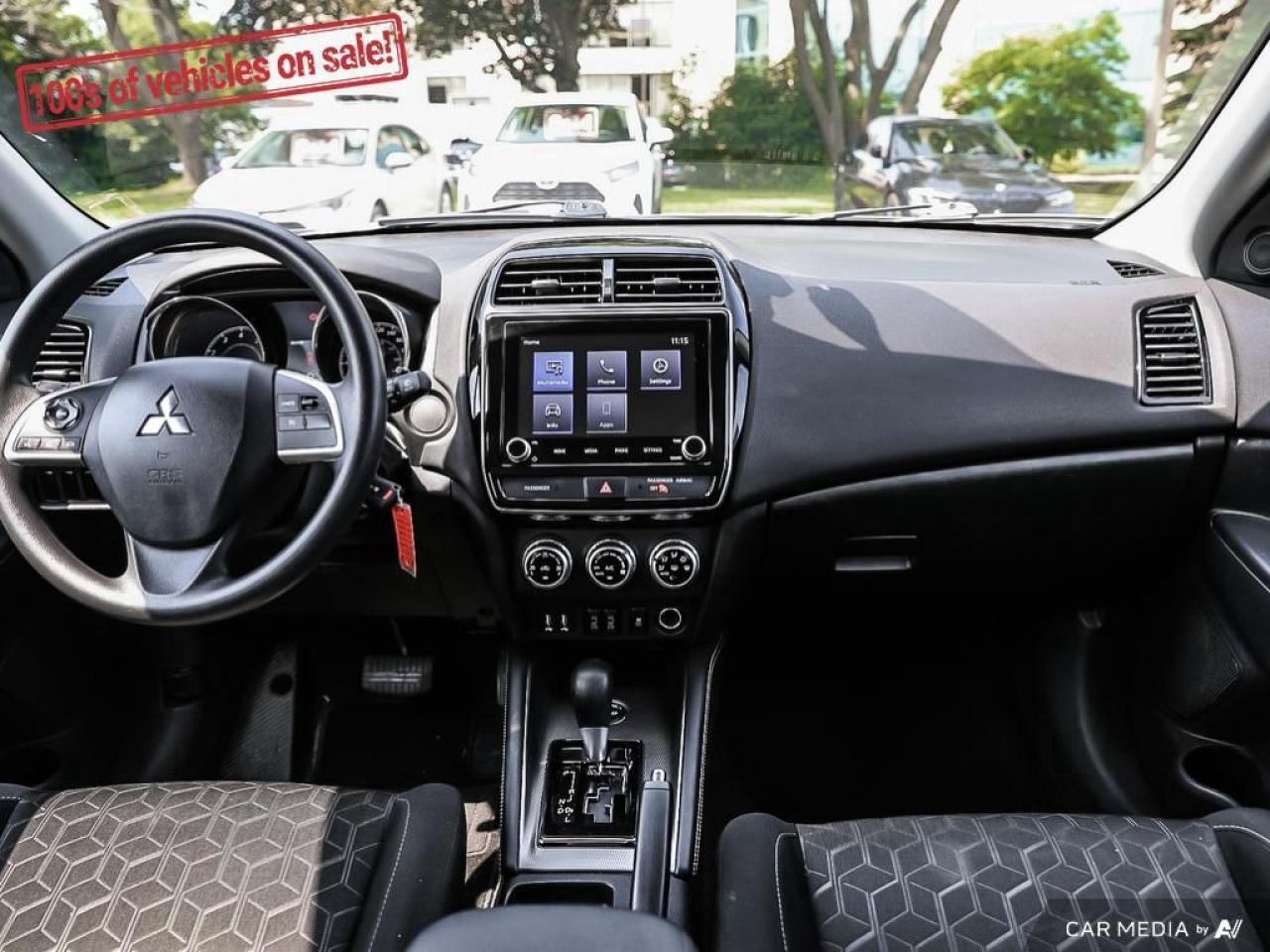 2023 Mitsubishi RVR ES