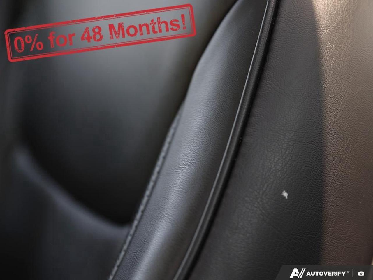 2023 Chrysler 300 300 TOURING L Photo