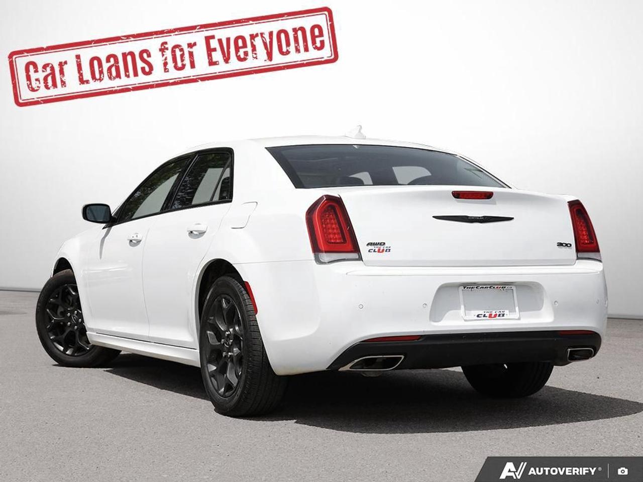 2023 Chrysler 300 300 TOURING L Photo