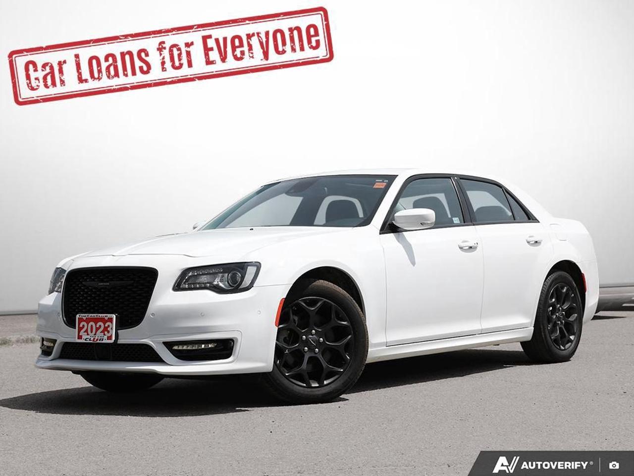 2023 Chrysler 300 300 TOURING L Photo0