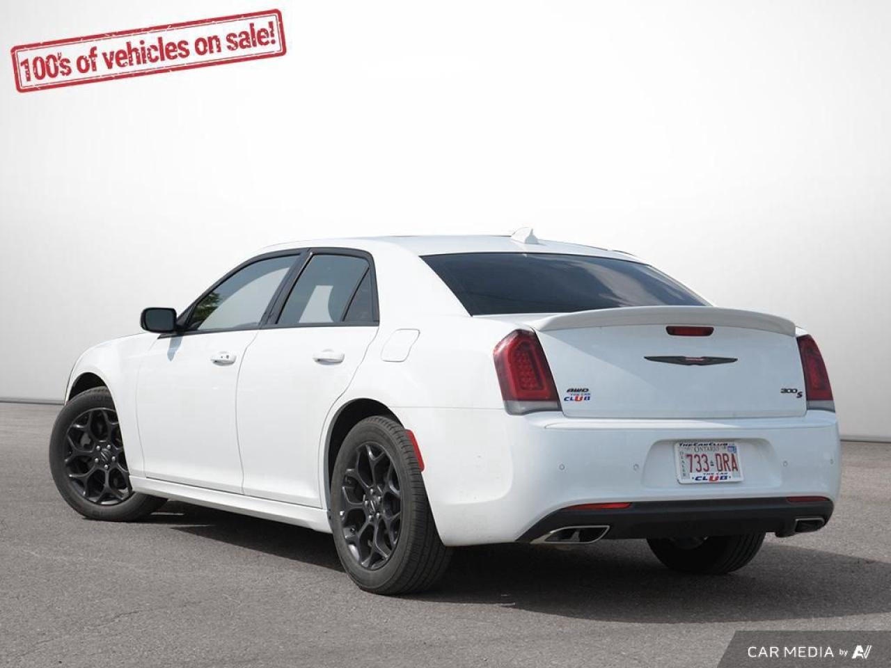2023 Chrysler 300 300S Photo3