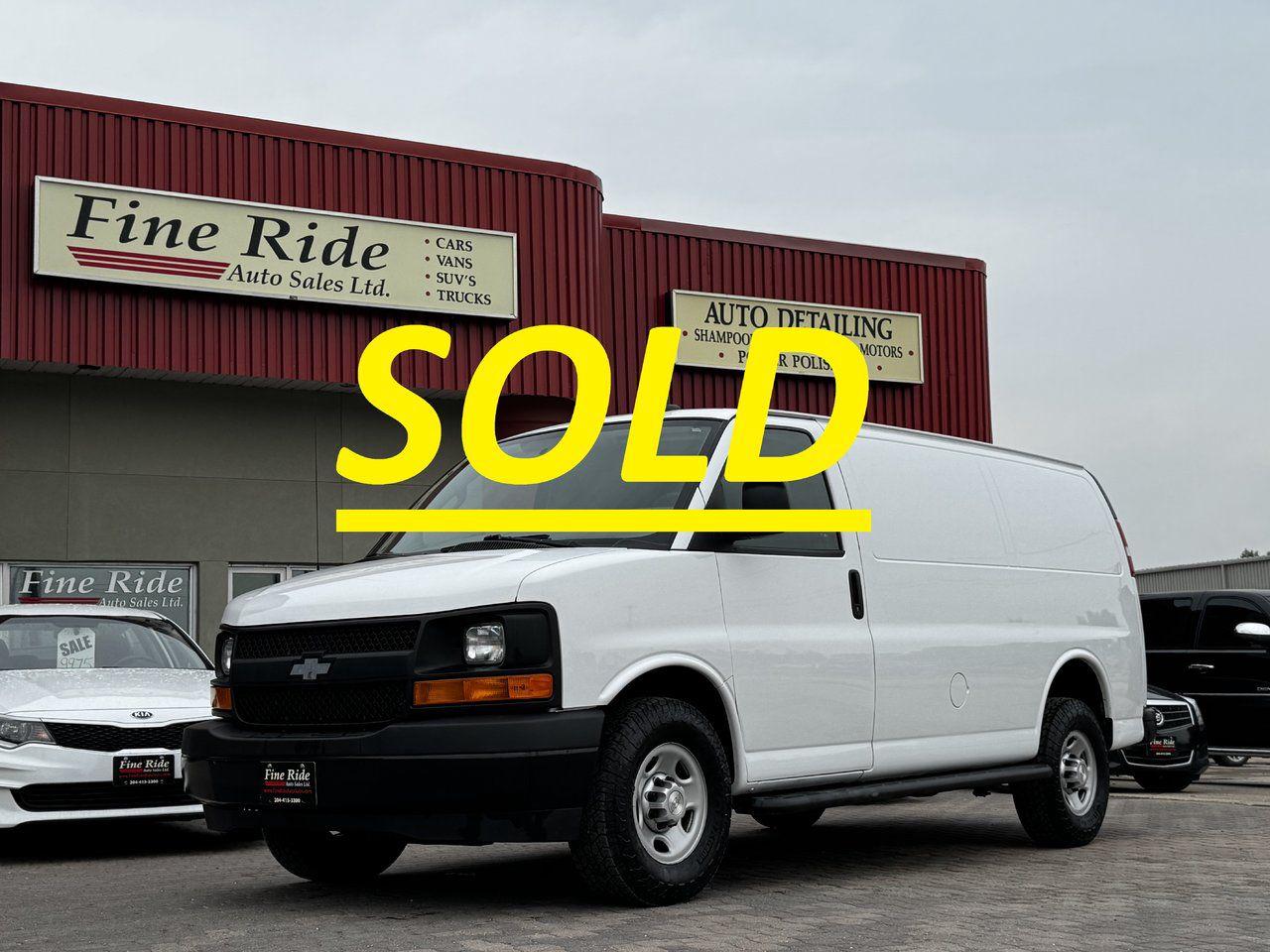 Used 2017 Chevrolet Express Cargo Van 2500 for sale in West Saint Paul, MB