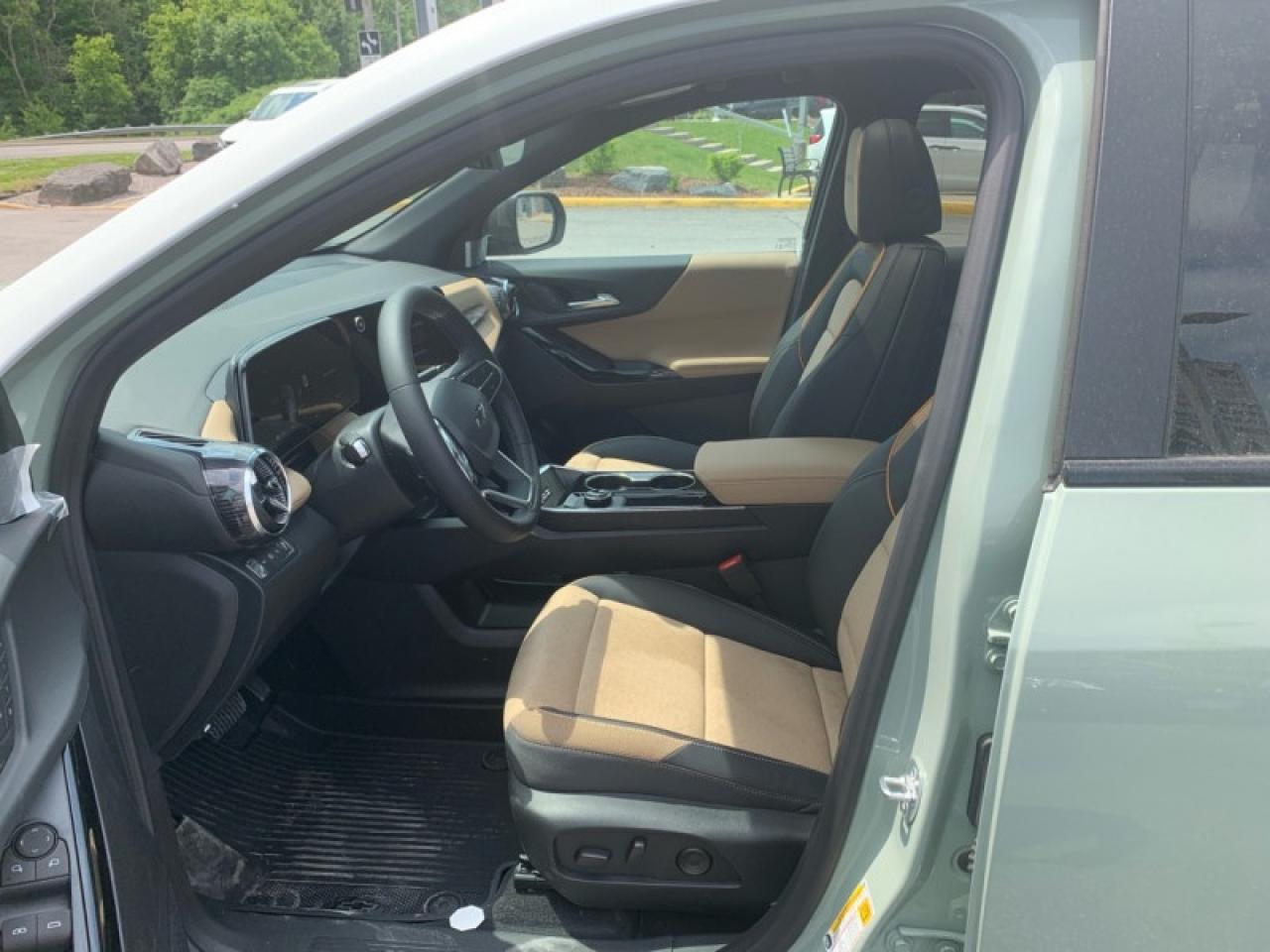 2026 Chevrolet Equinox ACTIV Photo