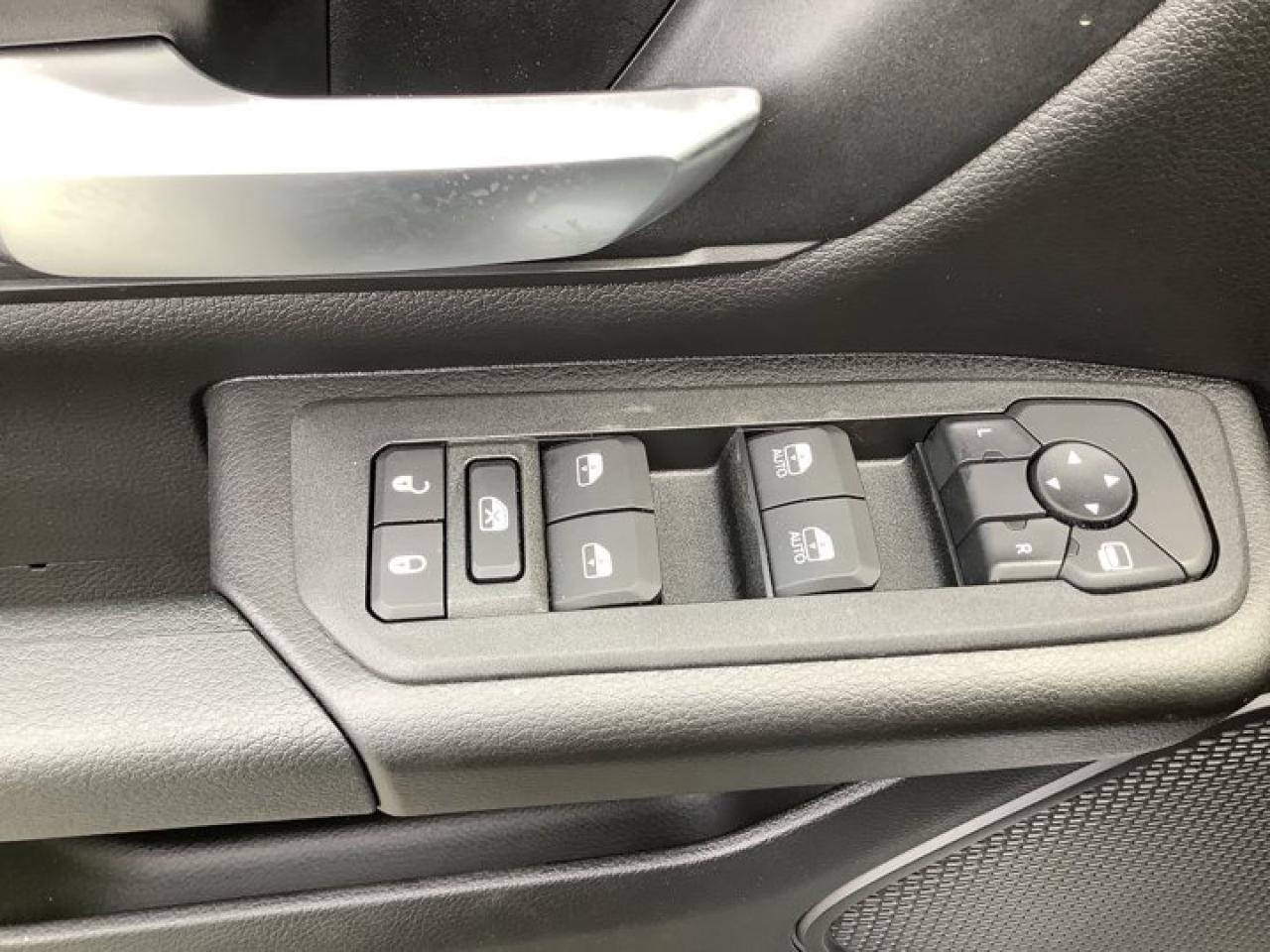 12606415