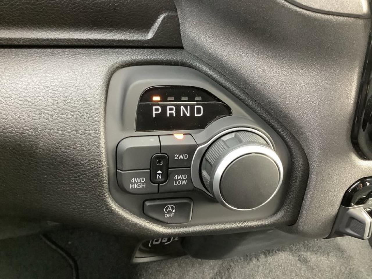 12606415