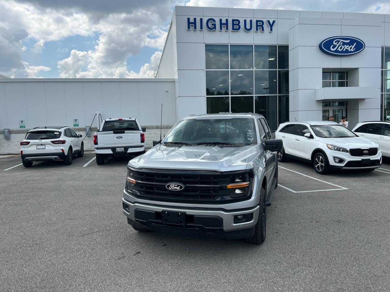New 2025 Ford F-150 XLT for sale in London, ON