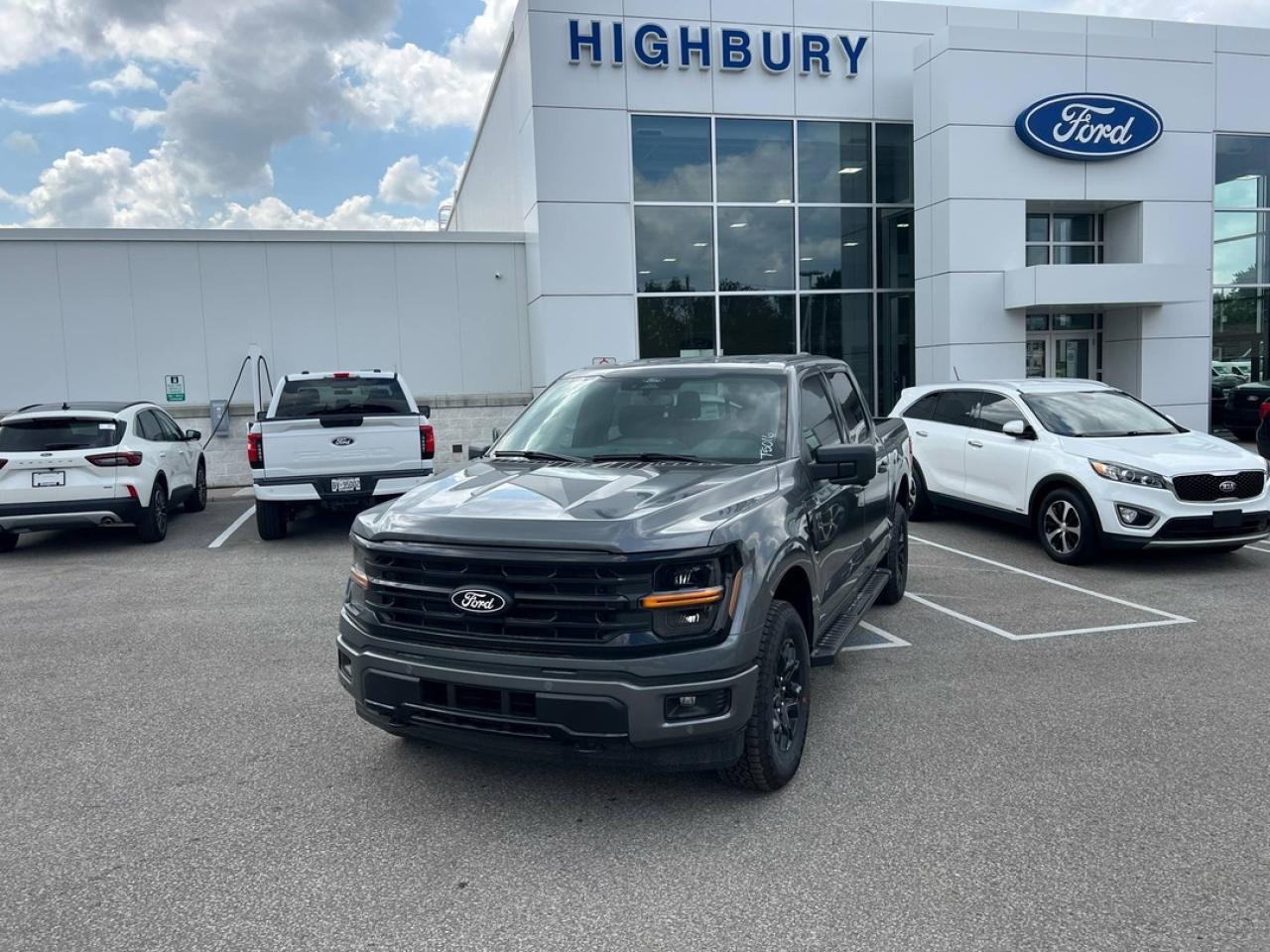 New 2025 Ford F-150 XLT for sale in London, ON