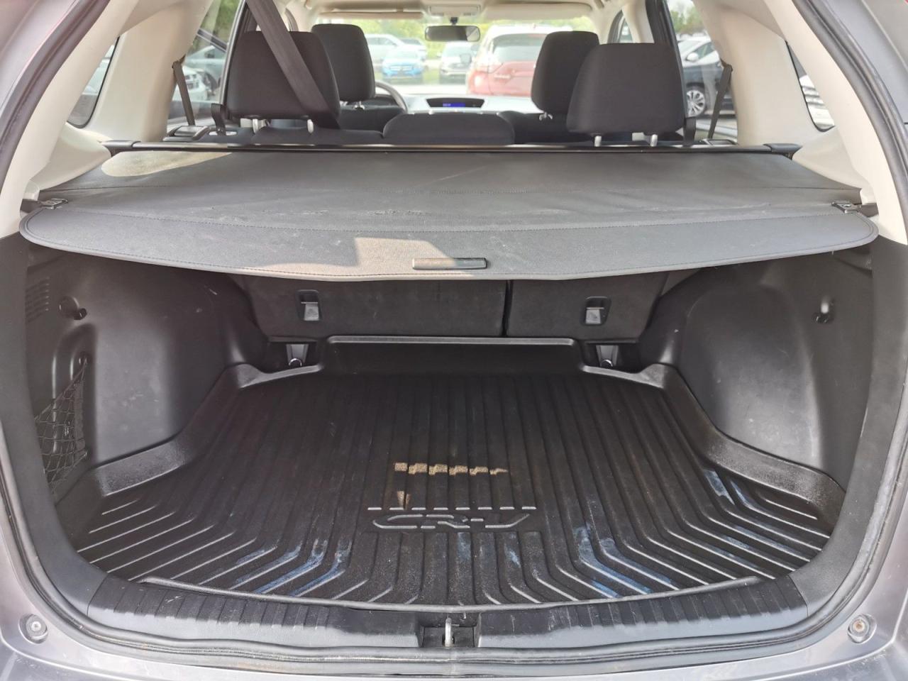 2016 Honda CR-V SE - Photo #20