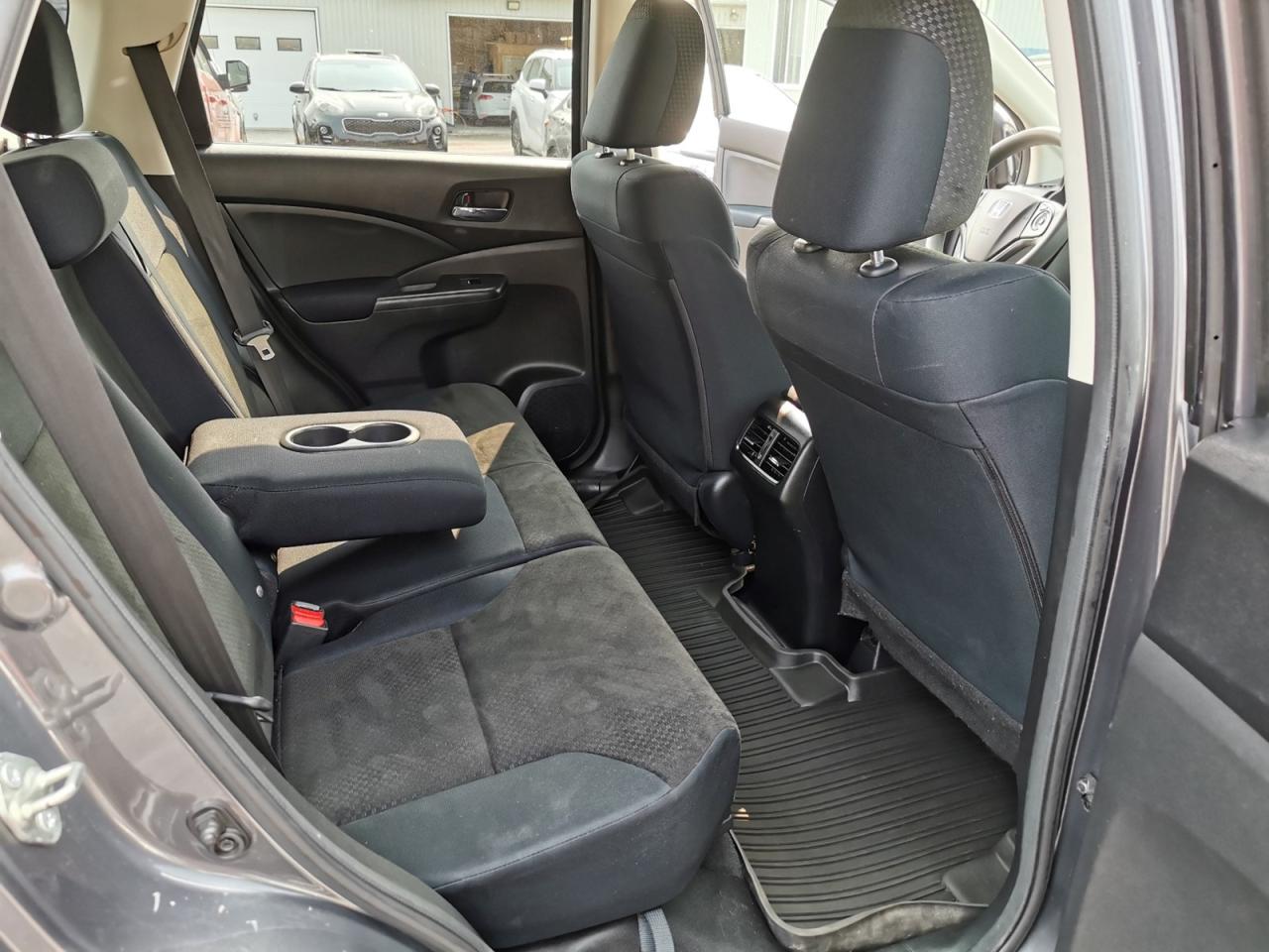 2016 Honda CR-V SE - Photo #21