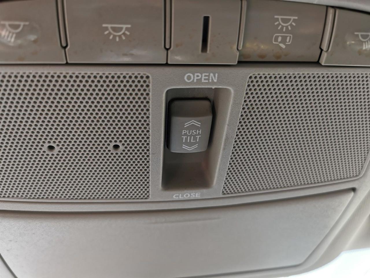 2018 Nissan Murano SL - Photo #21