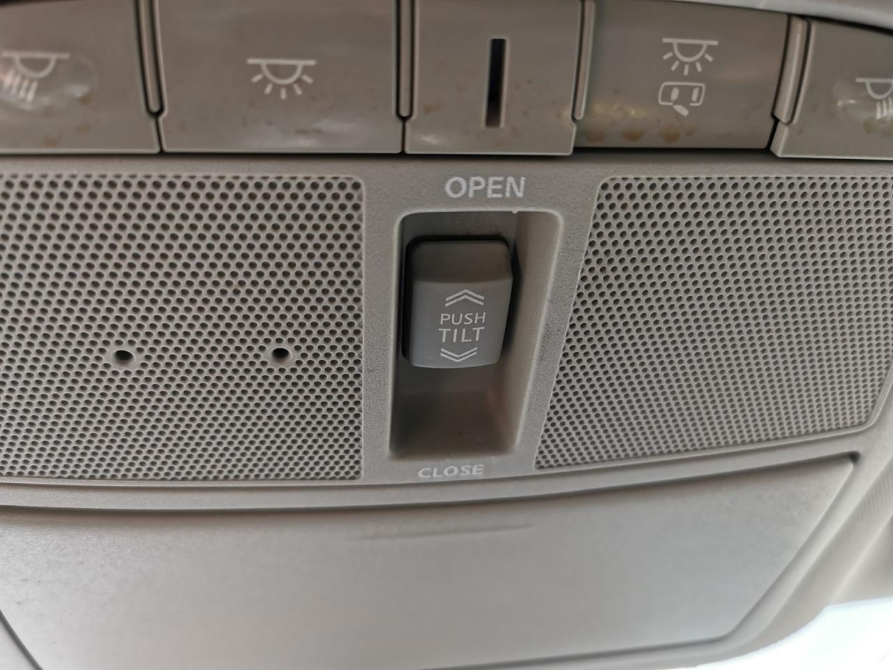 2018 Nissan Murano SL - Photo #21