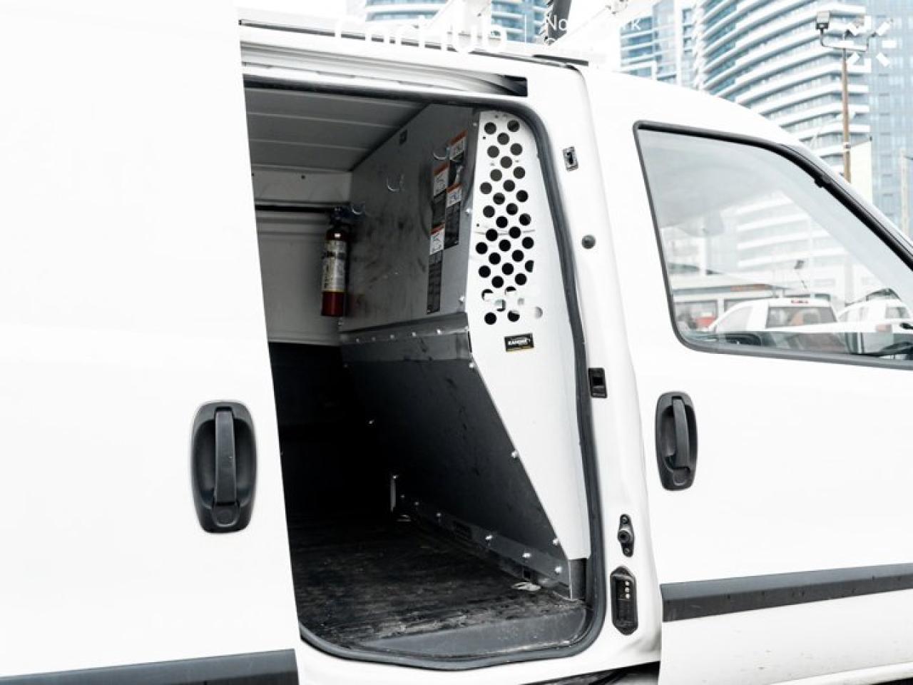 2022 RAM ProMaster City Cargo Van Cargo Partition Backup Cam Bluetooth Cruise Control Photo3