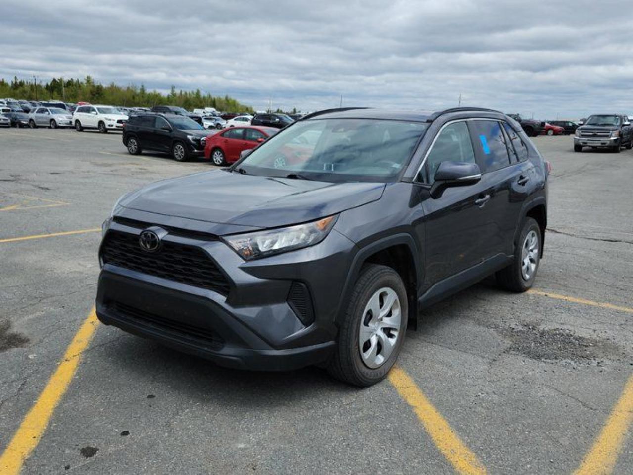 Used 2020 Toyota RAV4 LE AWD | Radar Cruise | Bluetooth | Heated Seats | Rear Camera | and More ! for sale in Guelph, ON